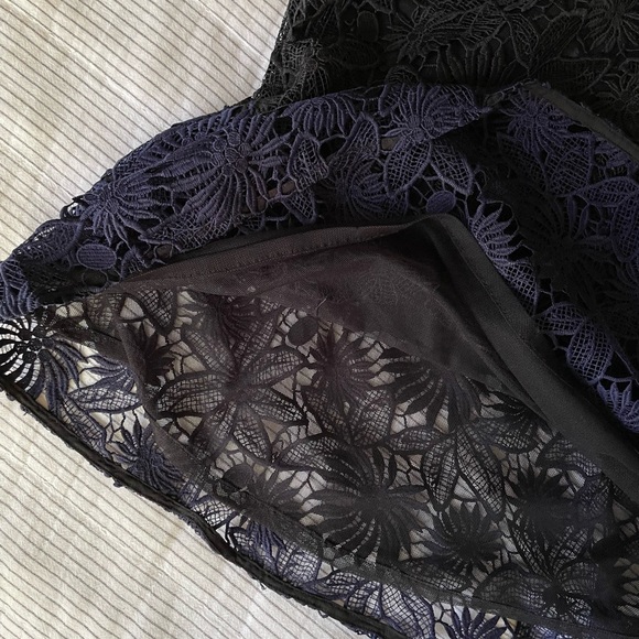 Sheer embroidered sleeveless top by Deletta from Anthropologie - Picture 4 of 7